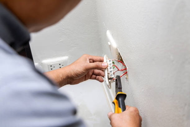 Best Electrical Outlet Repair  in Lewiston, UT