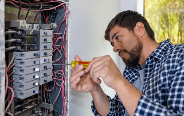 Best Affordable Emergency Electrician  in Lewiston, UT